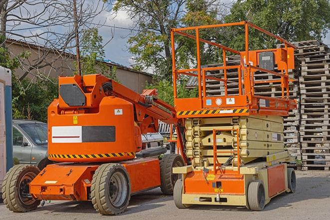 heavy-duty forklift handling inventory in a warehouse in Alamo